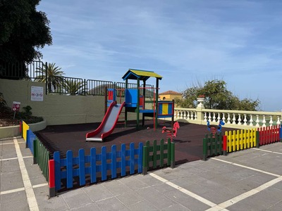 Parque infantil La Luz (Plaza)