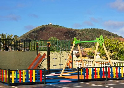 Parque infantil La Luz (Plaza)