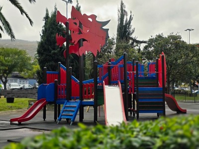 Parque infantil Urbanización Carmenaty