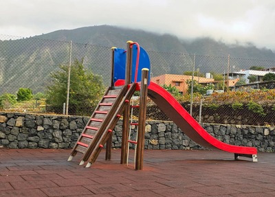 Parque infantil La Hornera Zona Baja